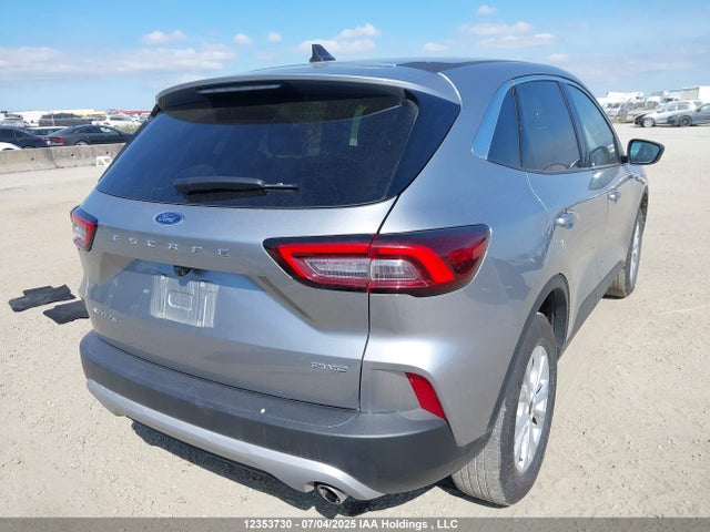 1FMCU9GN0RUA63771 Ford dragon gtdi