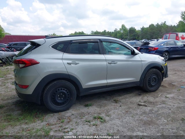Hyundai Tucson 2016 KM8J3CA29GU031145 Image 14