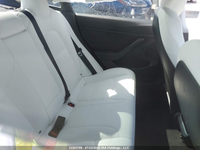 Tesla MODEL 3 2021 5YJ3E1EA5MF018328 Image 8
