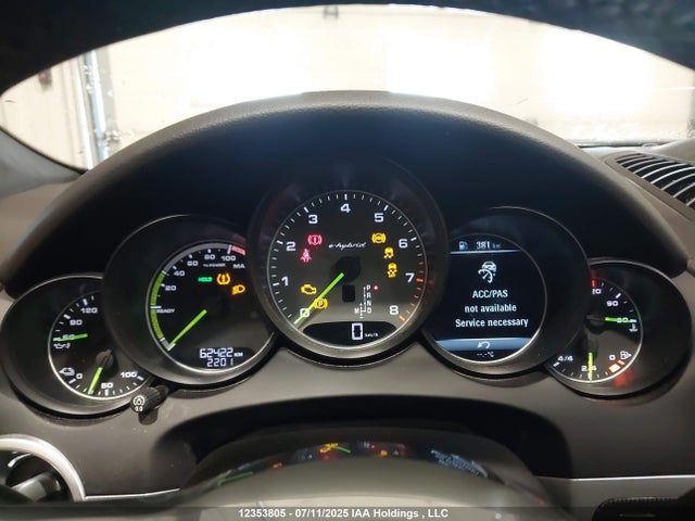 Porsche 2018 2018 WP1AE2A29JLA72752 Image 7