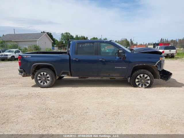2GC1YME77N1236327 Chevrolet l8t
