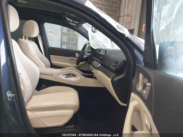 4JGFB5KB8RA989832 Mercedes-Benz m256