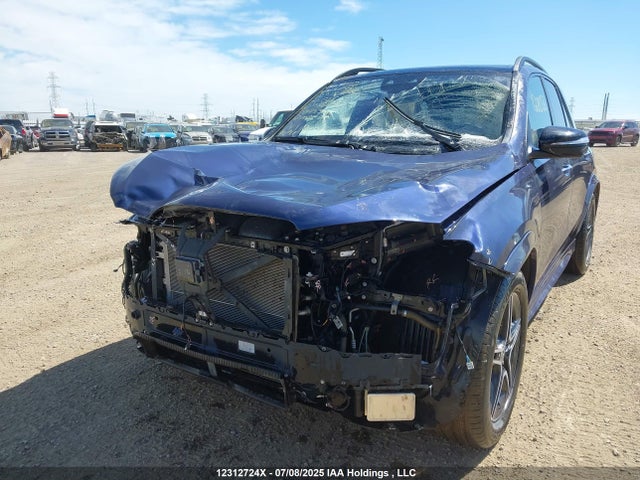 4JGFB5KB8RA989832 Mercedes-Benz m256