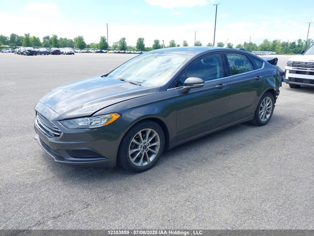 Ford Fusion 2017 3FA6P0H77HR106082 Image 2