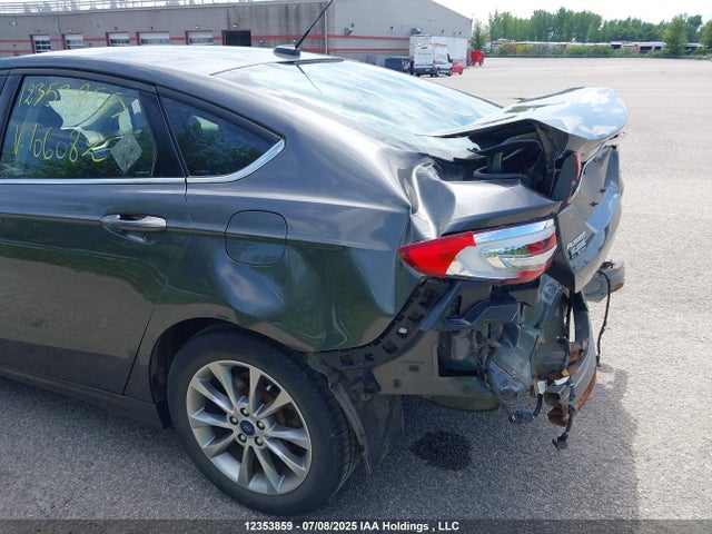 Ford Fusion 2017 3FA6P0H77HR106082 Image 21