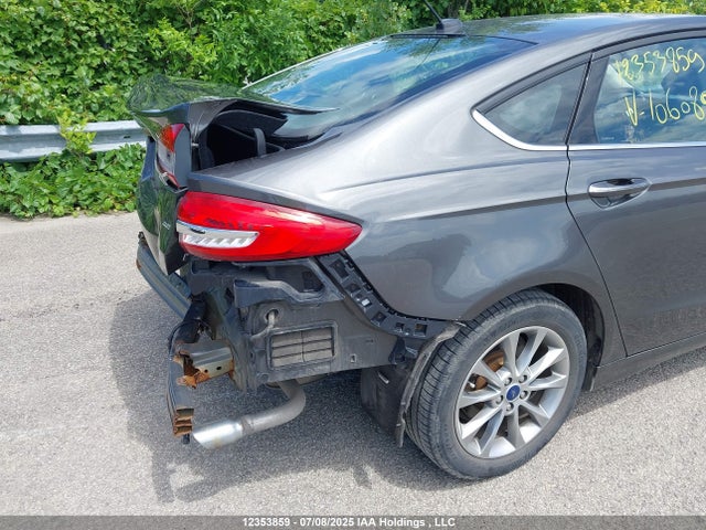 Ford Fusion 2017 3FA6P0H77HR106082 Image 22