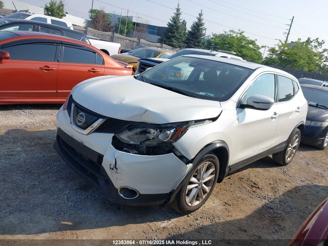 JN1BJ1CR4KW310516 Nissan 2019