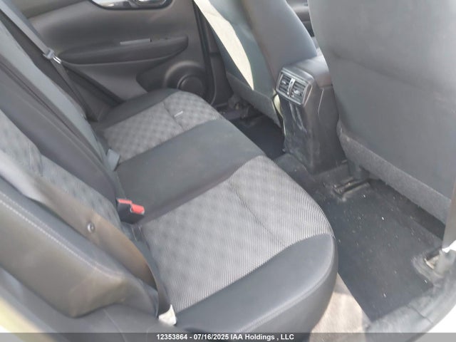 JN1BJ1CR4KW310516 Nissan 2019