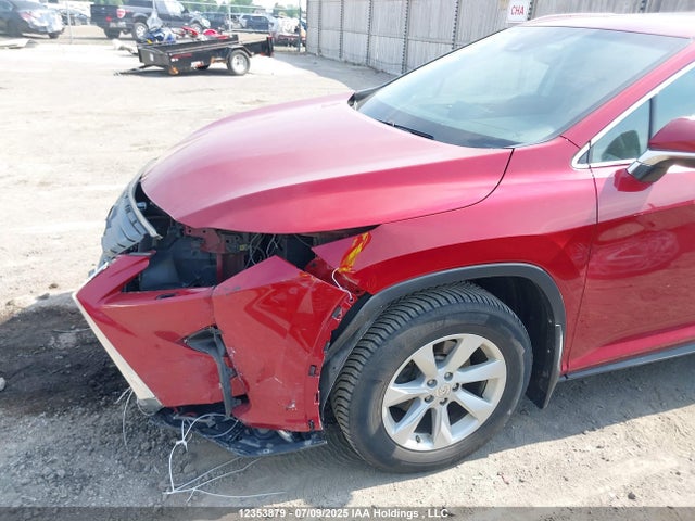 2T2BZMCA7HC072286 Lexus 2017