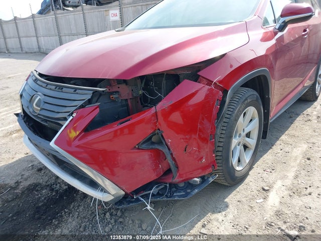 2T2BZMCA7HC072286 Lexus 2017