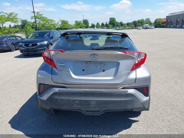 NMTKHMBX2JR060037 Toyota 3zr-fae
