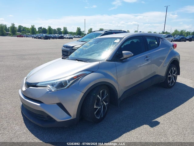 NMTKHMBX2JR060037 Toyota 3zr-fae