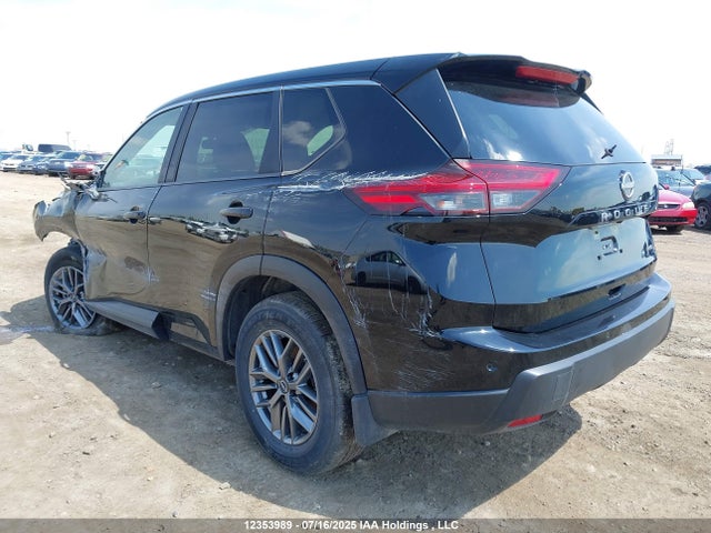 JN8BT3AB0SW162135 Nissan Rogue