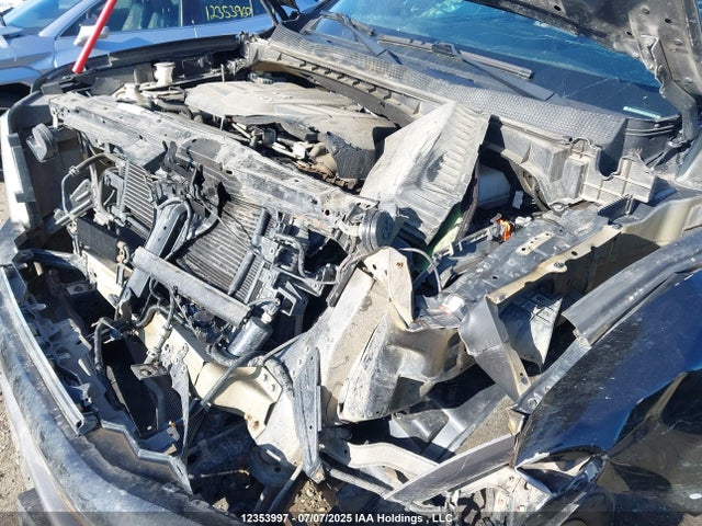 1N6AA1E54JN516990 Nissan 2018