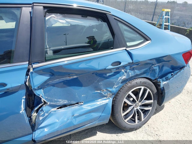 3VWEX7BU3SM027507 Volkswagen tsi