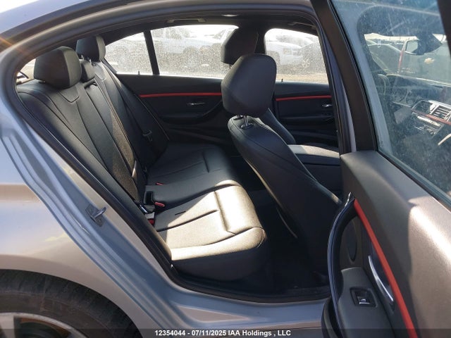 WBA8D9C58JEM34266 BMW 330I