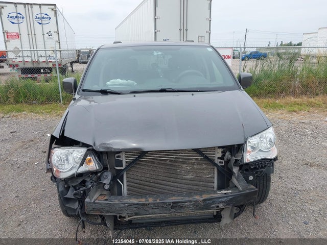2C4RDGBG9GR390434 Dodge Grand Caravan