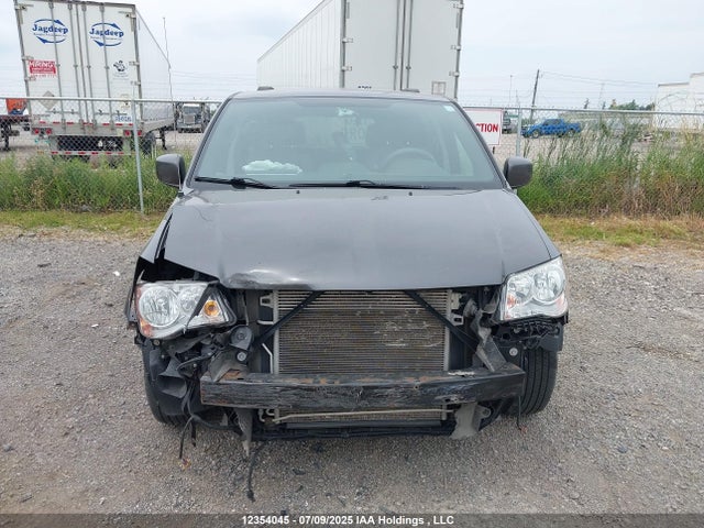 2C4RDGBG9GR390434 Dodge Grand Caravan