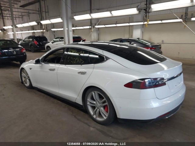 Tesla MODEL S 2016 5YJSA1E46GF128715 Image 3