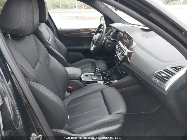 BMW X3 2023 5UX53DP07P9S03028 Image 5