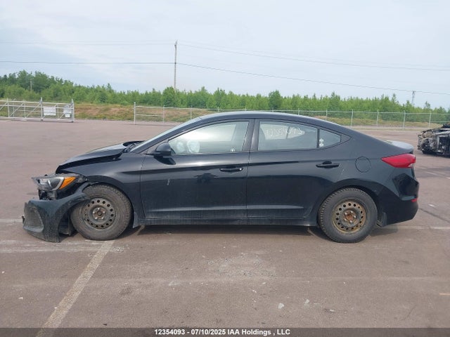 Hyundai Elantra 2017 5NPD74LF0HH109027 Image 15