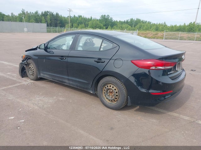 Hyundai Elantra 2017 5NPD74LF0HH109027 Image 3
