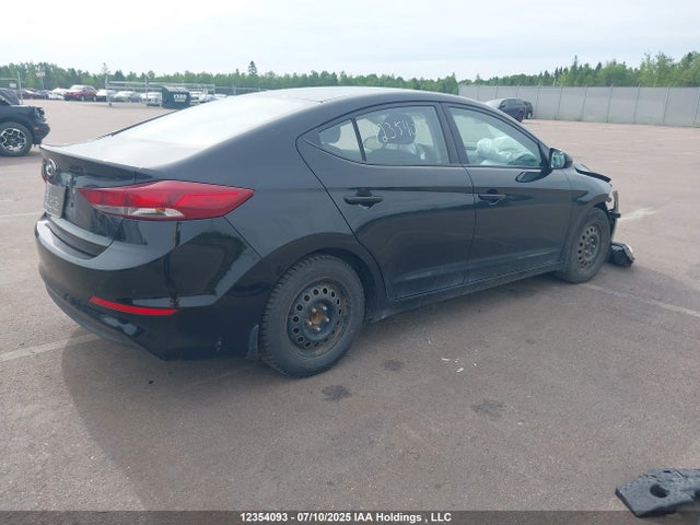 Hyundai Elantra 2017 5NPD74LF0HH109027 Image 4