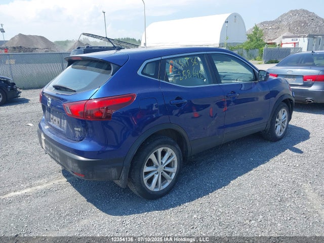 JN1BJ1CR2JW258642 Nissan ROGUE SPORT