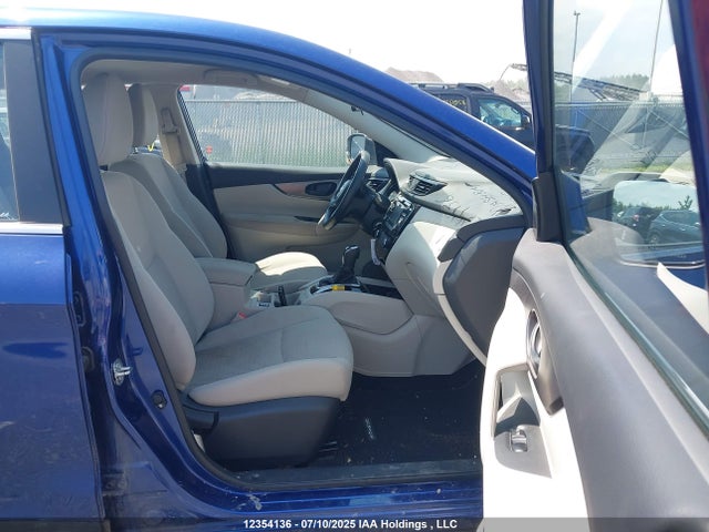 JN1BJ1CR2JW258642 Nissan ROGUE SPORT