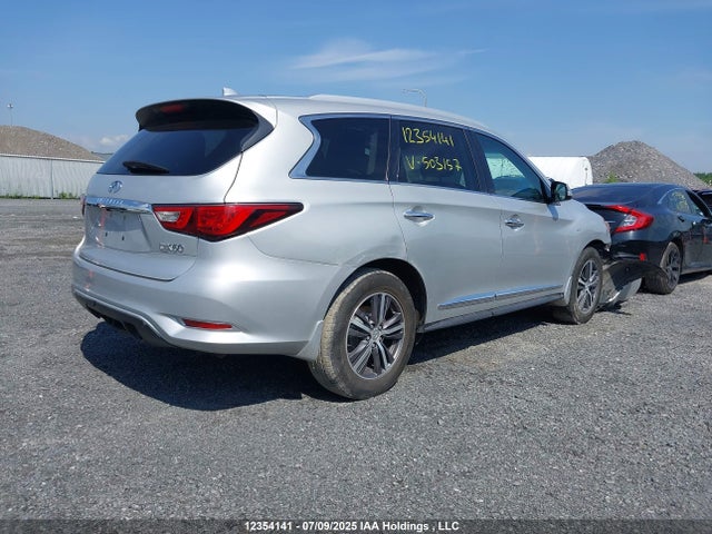 5N1AL0MM8GC503157 Infiniti 2016
