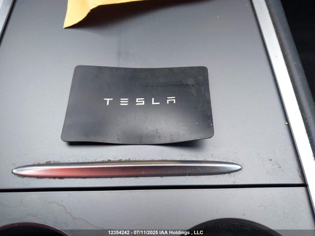 5YJ3E1EA9MF920206 Tesla MODEL 3