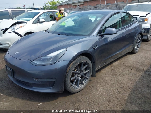 5YJ3E1EA9MF920206 Tesla MODEL 3