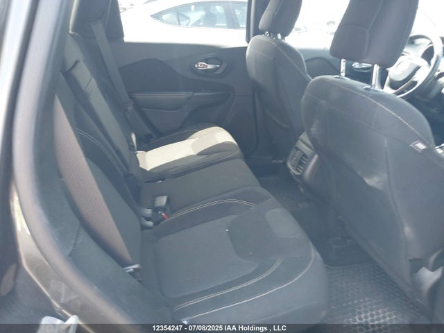 1C4PJMCS5GW150029 Jeep 2016