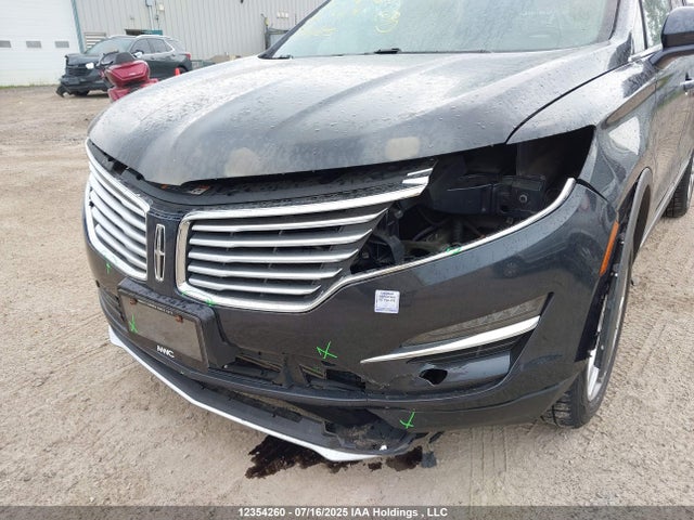Lincoln 2015 2015 5LMCJ2A95FUJ25640 Image 6