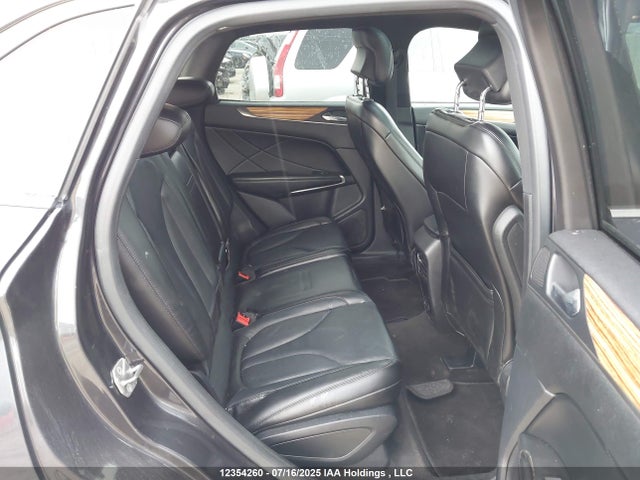 Lincoln 2015 2015 5LMCJ2A95FUJ25640 Image 8