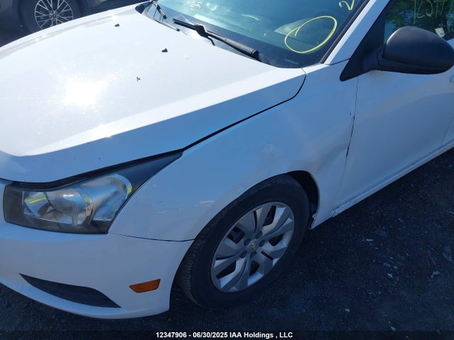 1G1PB5SHXE7283975 Chevrolet luw
