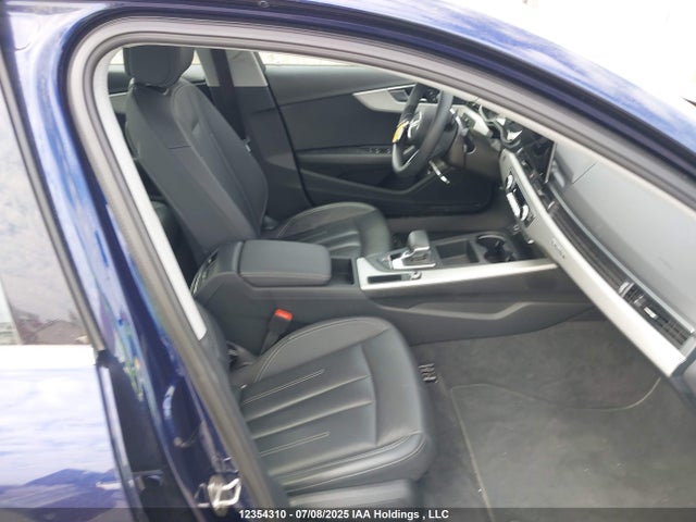 Audi 40 tfsi 2023 WAUAAAF42PN016776 Image 5