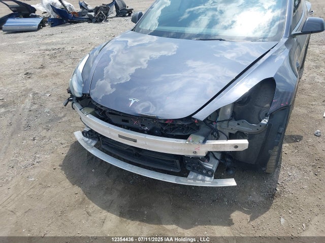 5YJ3E1EA4PF400287 Tesla MODEL 3