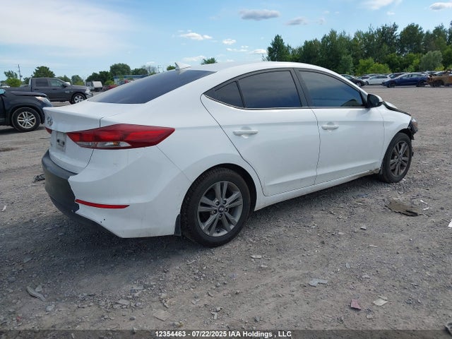 KMHD84LF0HU242711 Hyundai 2017