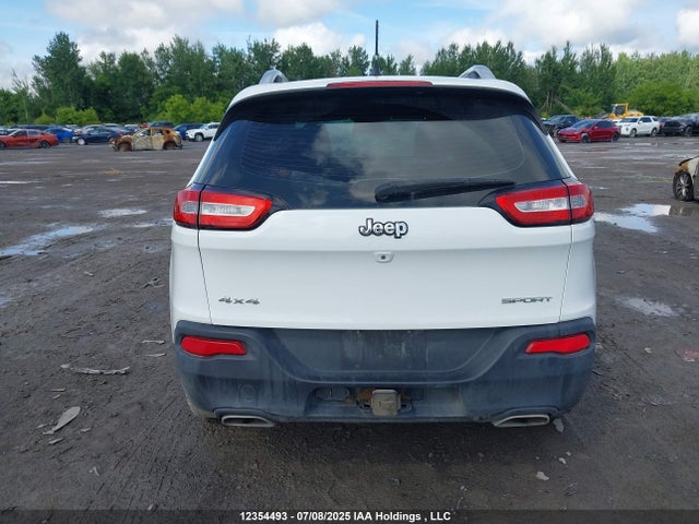 1C4PJMAS0FW613339 Jeep Cherokee