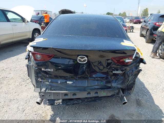 JM1BPACMXR1721555 Mazda pyukd