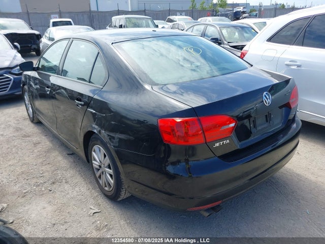 3VWDK7AJ5EM275943 Volkswagen Jetta