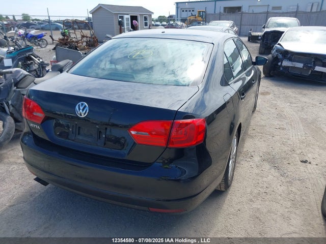 3VWDK7AJ5EM275943 Volkswagen Jetta