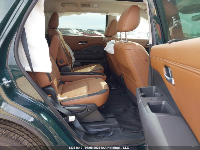 12354610 :رقم المزاد ، 5N1DR3DF6RC302438 vin ، 2024 Nissan Pathfinder Platinum مزاد بيع