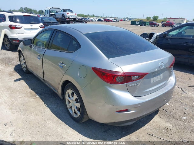 3MZBM1U70FM201541 Mazda pe
