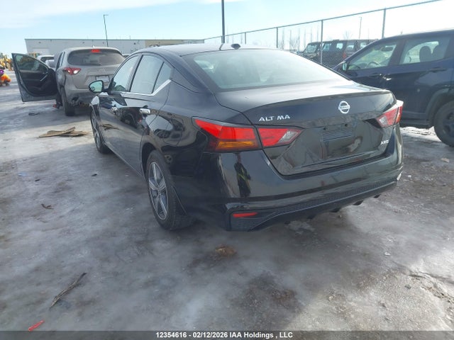 1N4BL4BW6NN386240 Nissan Altima