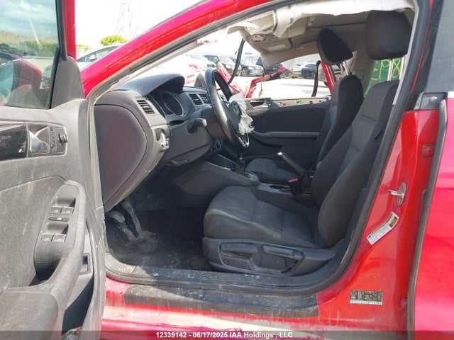 3VWB67AJ0GM337893 Volkswagen Jetta