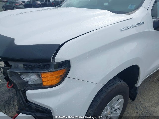 Продаж на аукціоні авто 2024 Chevrolet Silverado 1500 Work Truck, vin: 2GCUDAED7R1246052, номер лоту: 12354665