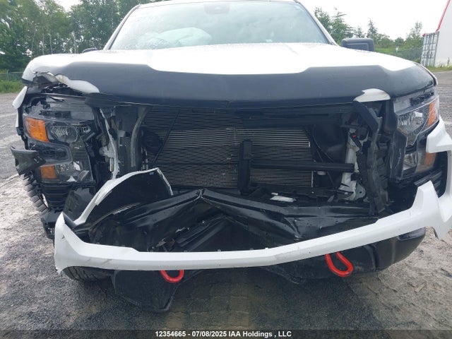 Продаж на аукціоні авто 2024 Chevrolet Silverado 1500 Work Truck, vin: 2GCUDAED7R1246052, номер лоту: 12354665