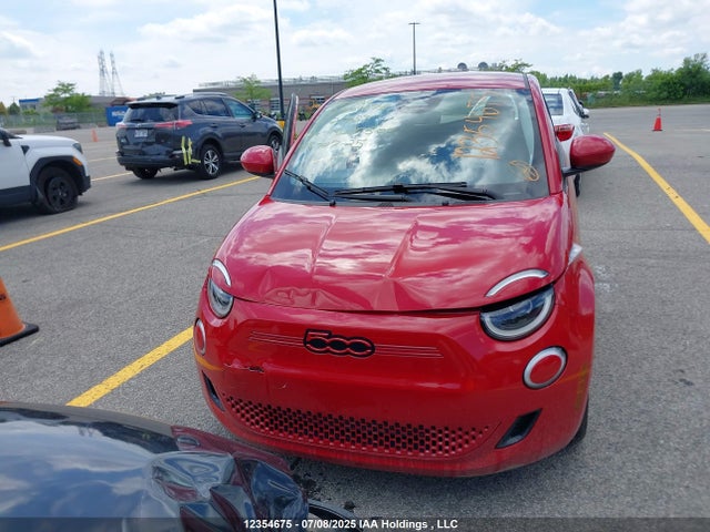 ZFAFFAA49RX219891 Fiat 500E